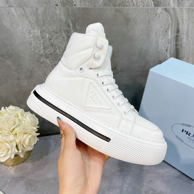Prada sz35-40 mnt2102