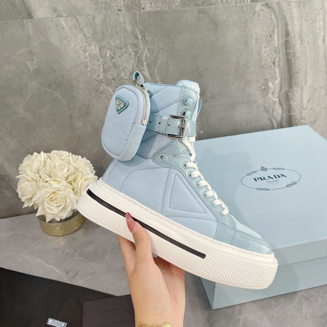 Prada sz 35-40 mnt2106