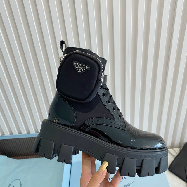 Prada sz 35-40 mnt2110