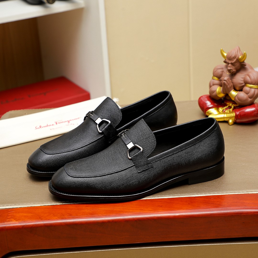 Ferragamo sz38-45 h0810