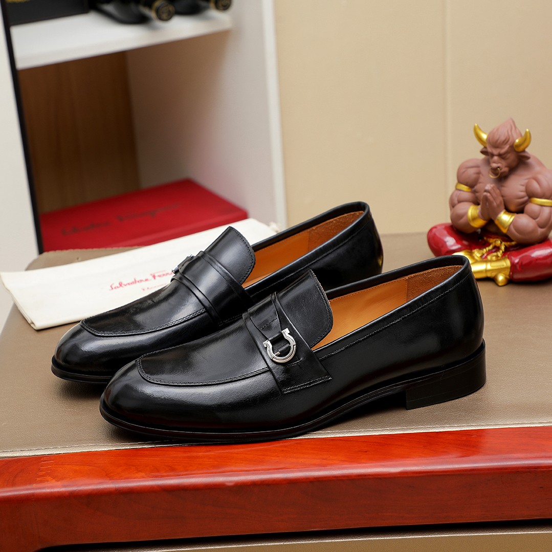 Ferragamo sz38-44 h0818