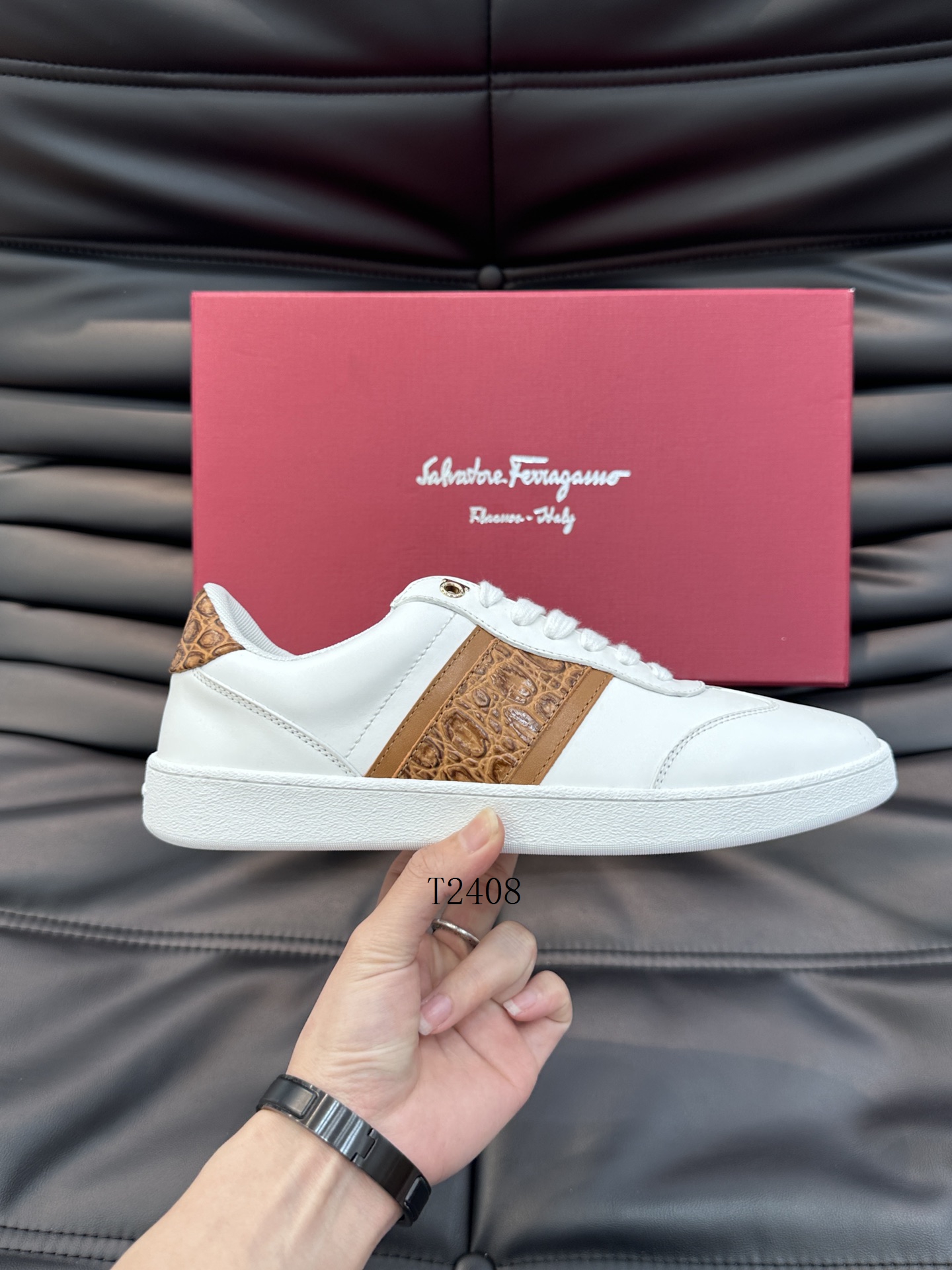 Ferragamo sz38-44 h0801