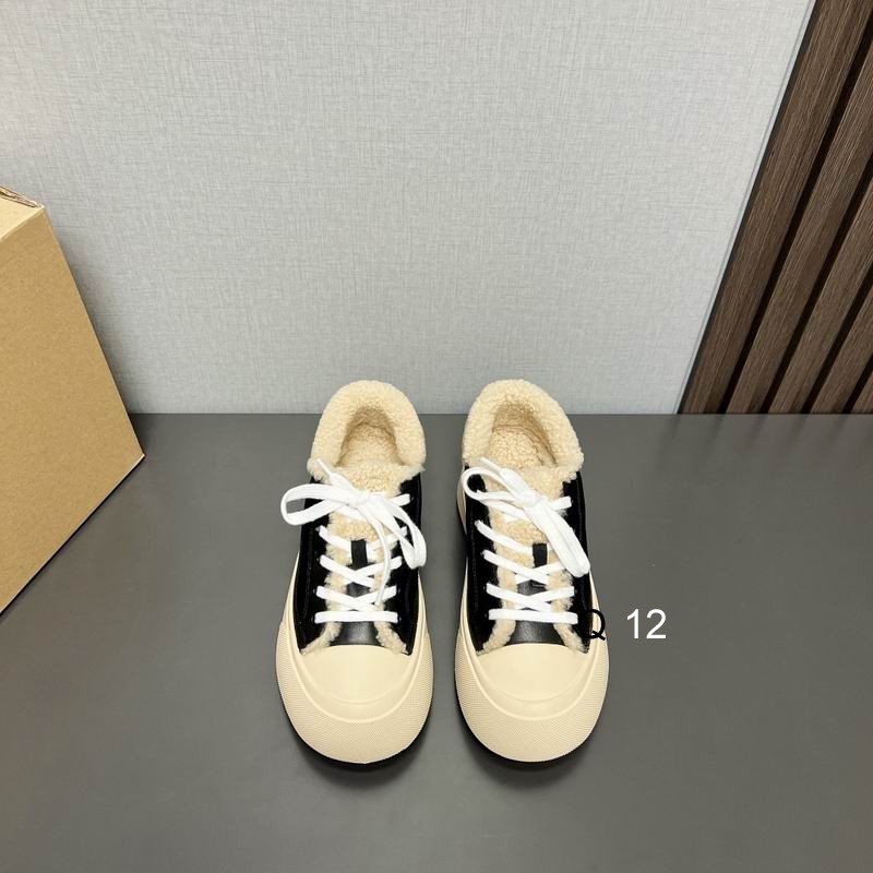 UGG sz35-40 J0902