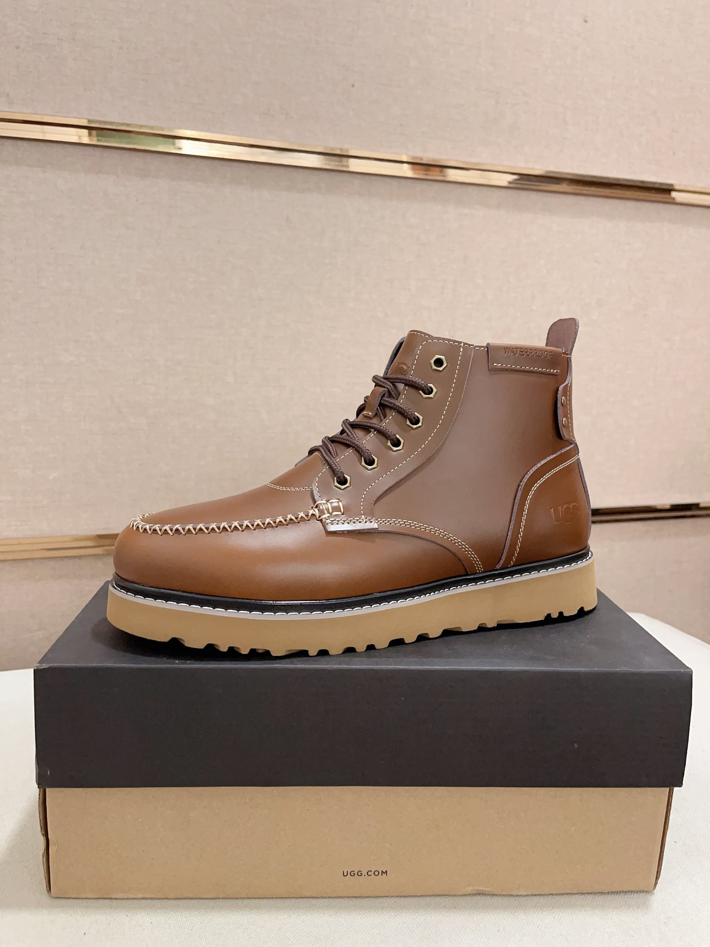 UGG sz38-44 h1009