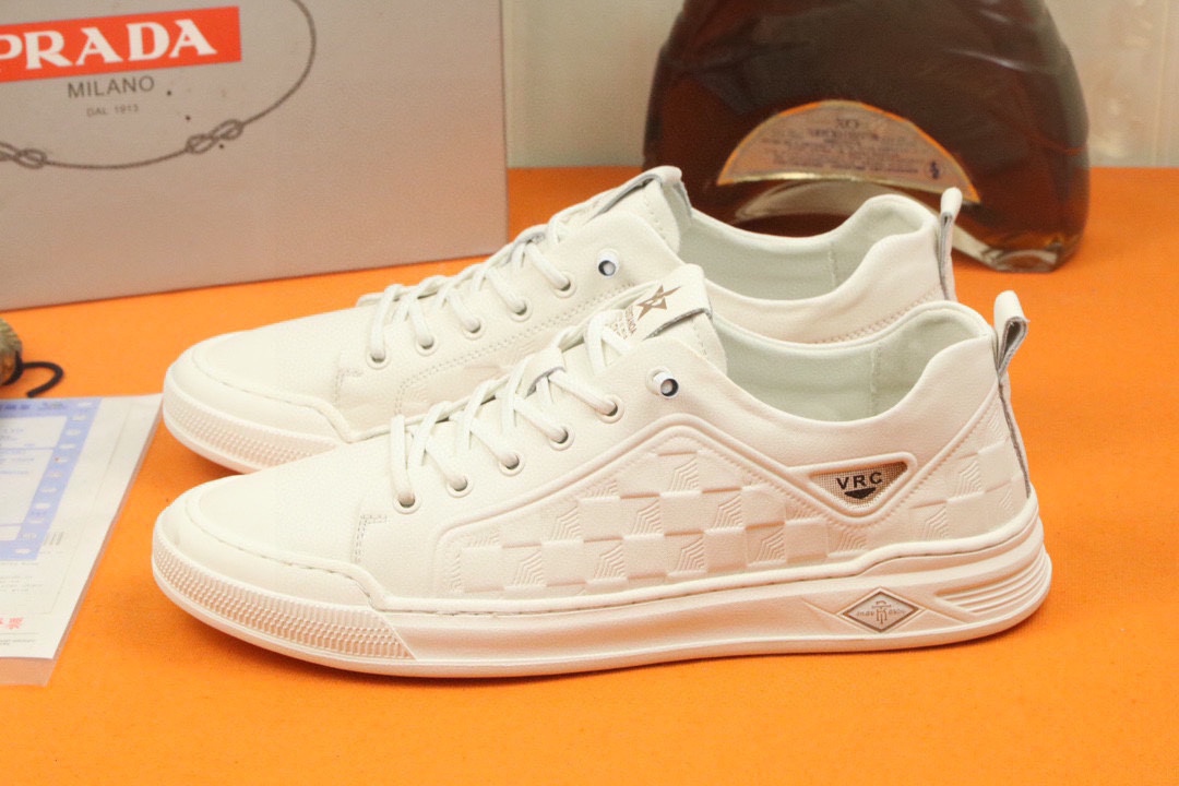 Prada sz38-43 h1024