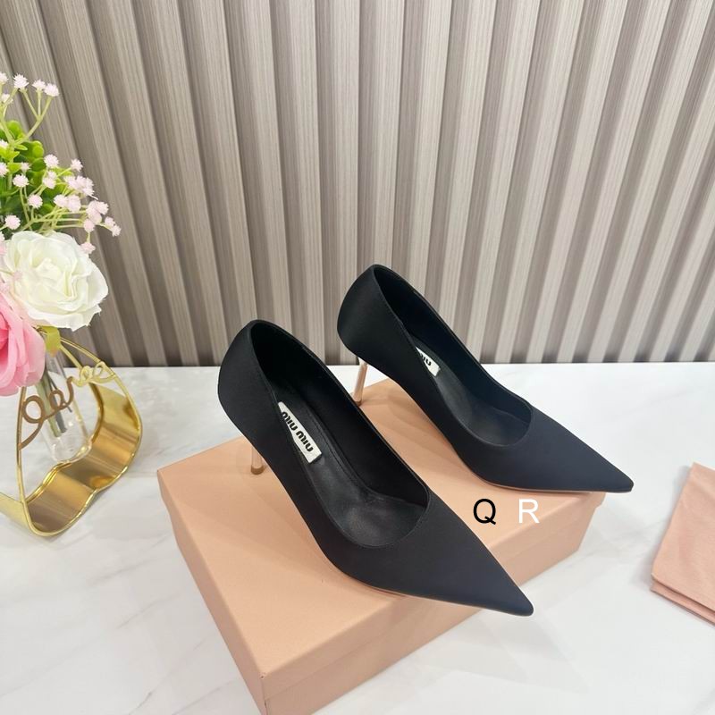 MiuMiu sz35-40 8.5CM RR1102