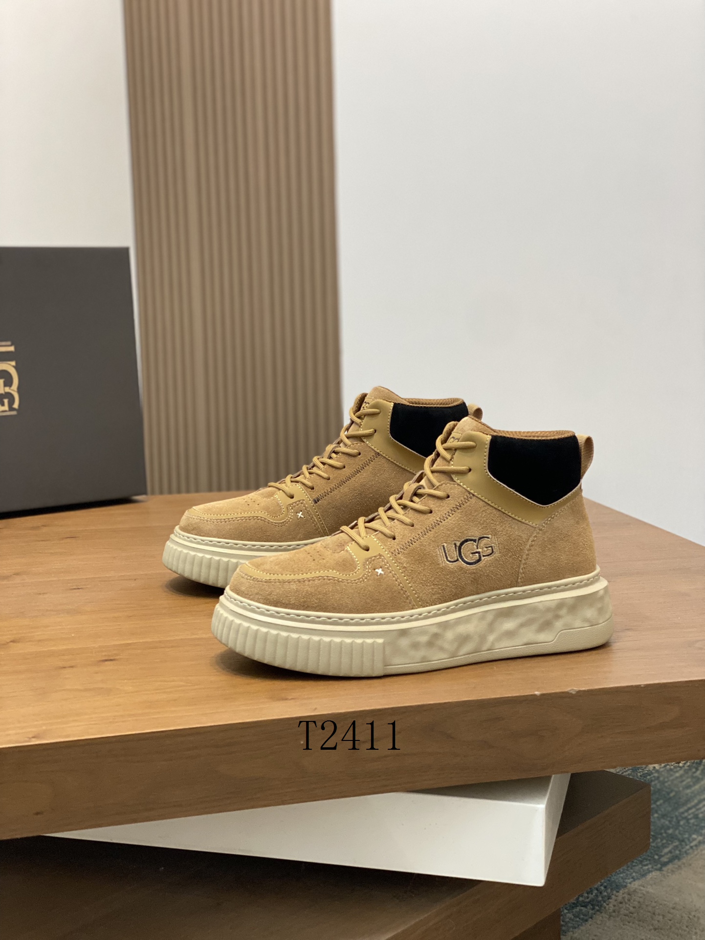 UGG sz38-46 h1105