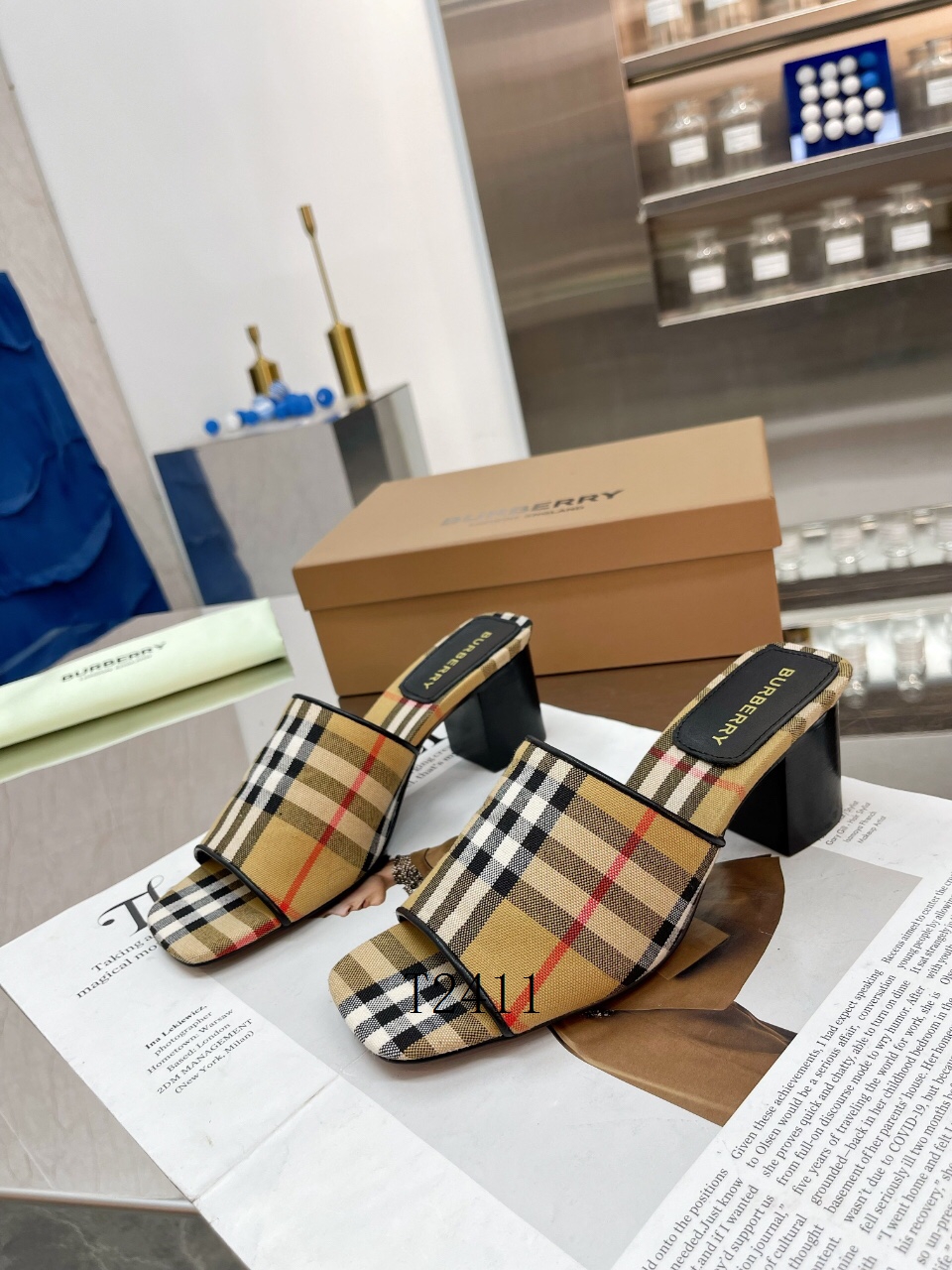 Burberry mid heels 0612