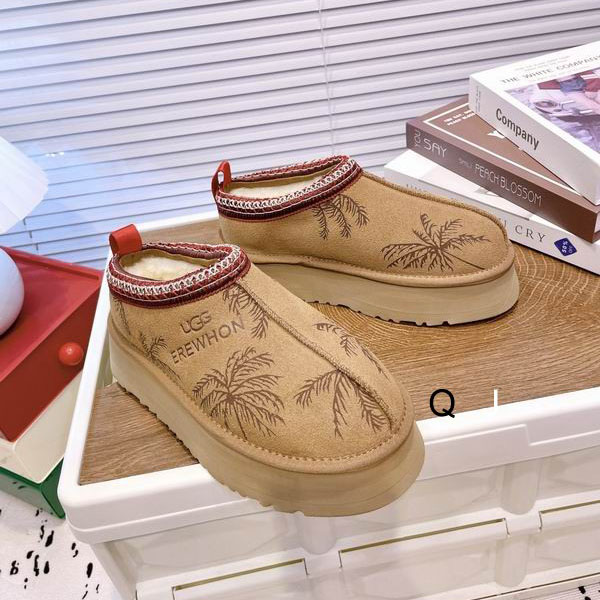 UGG sz35-40 J1106