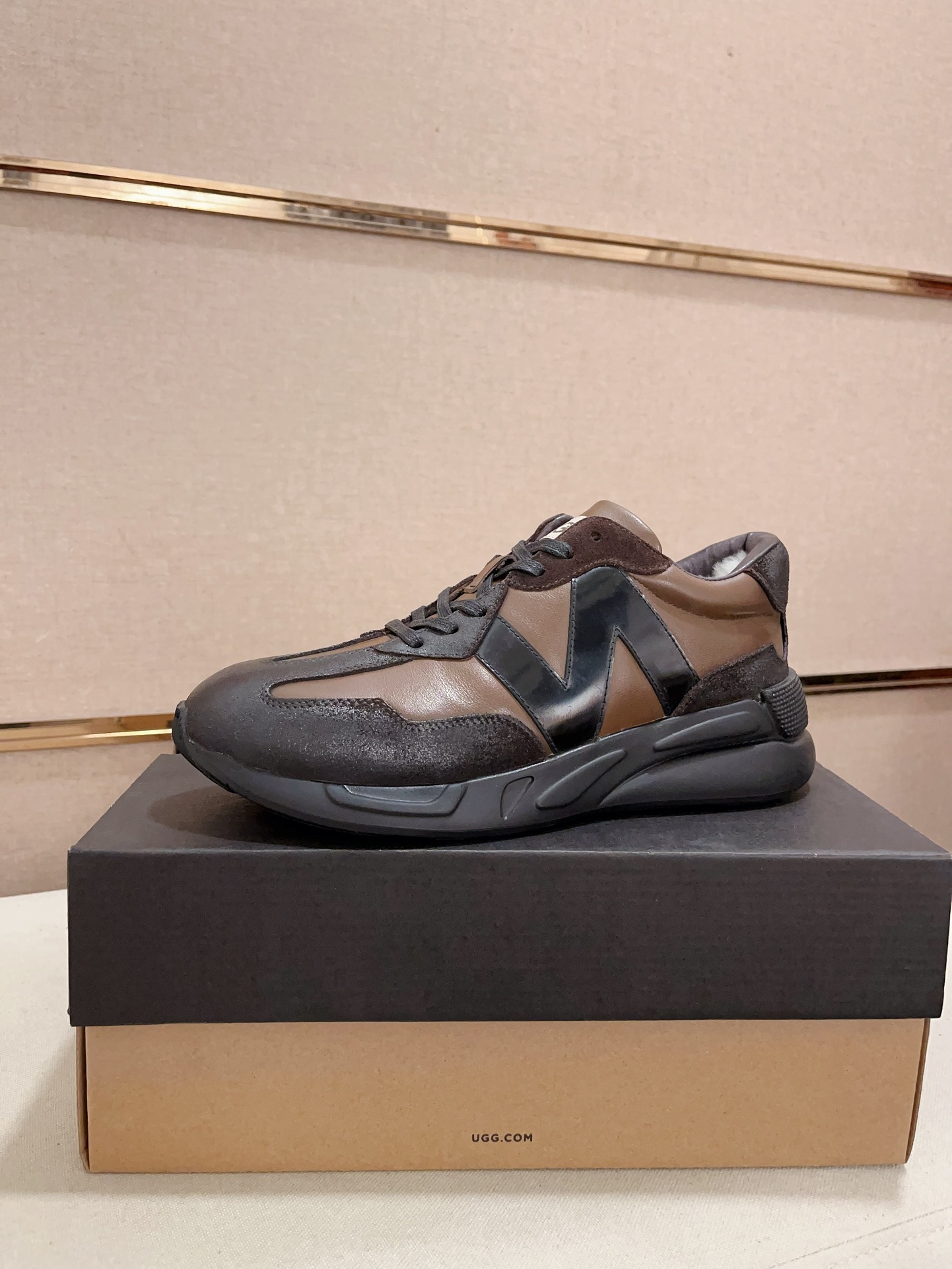 UGG sz39-44 hnh0109