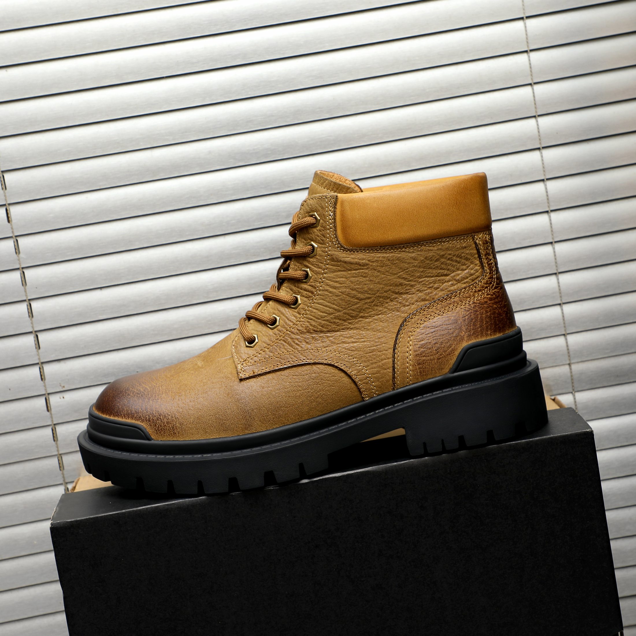 UGG sz39-44 hnh0102