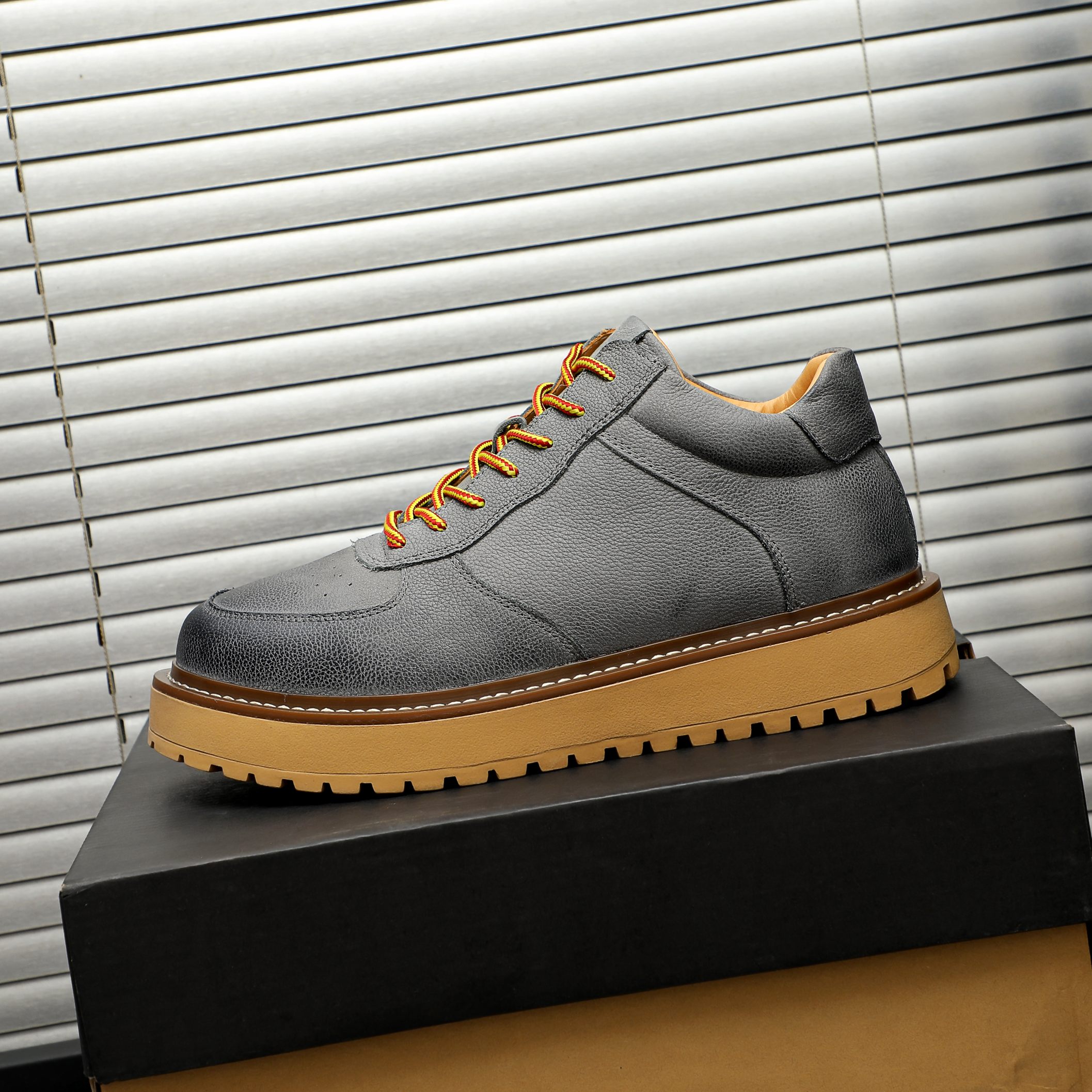 UGG sz39-44 hnh0113