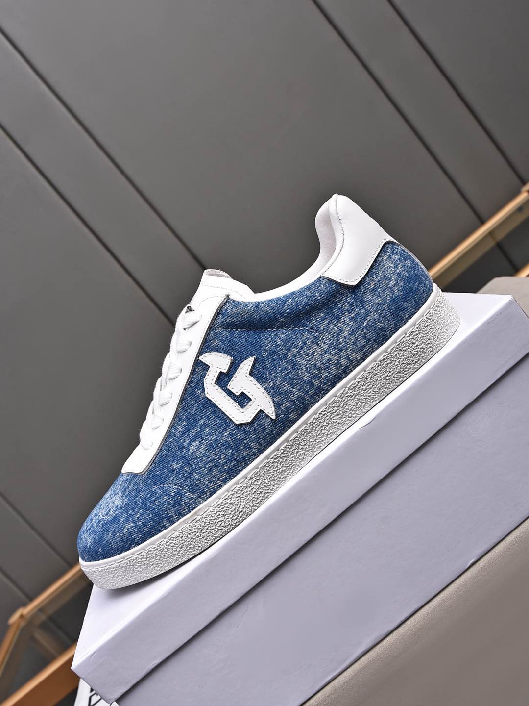 Givenchy sz38-44 hnh0108