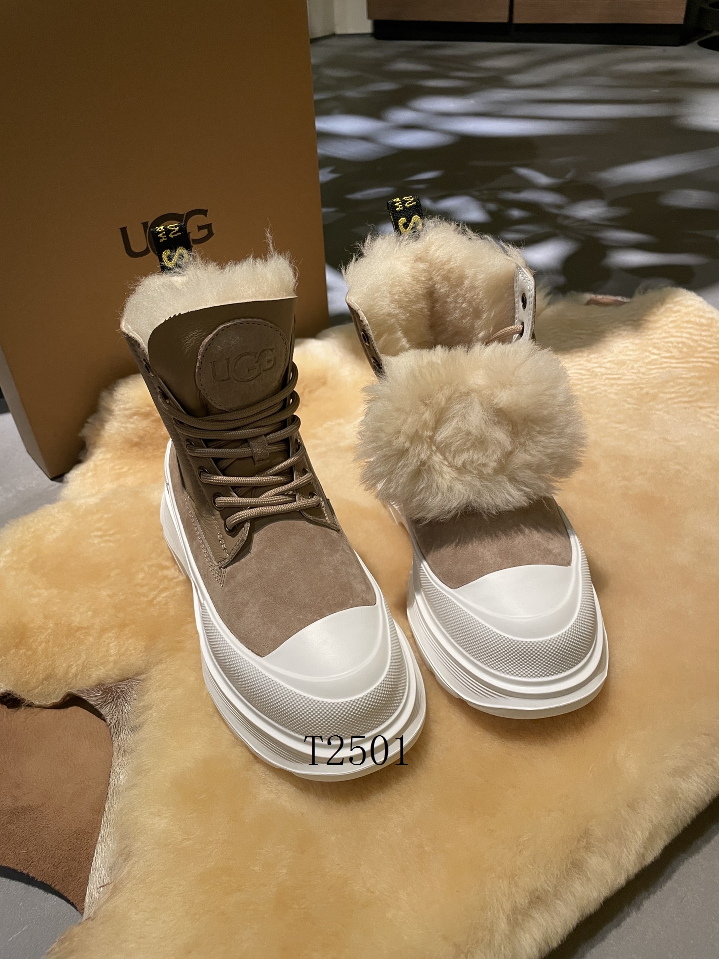 UGG sz35-40 h0104