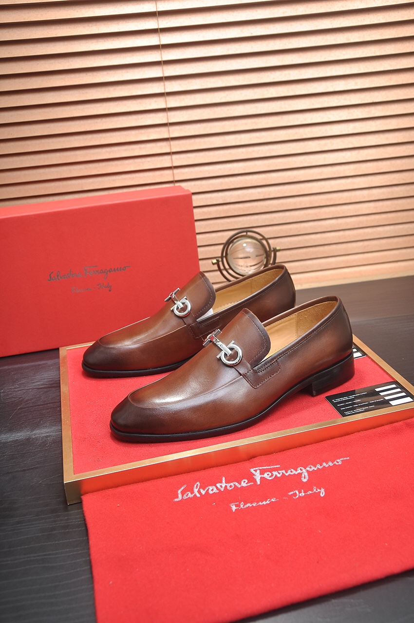 Ferragamo sz38-44 hnh0244