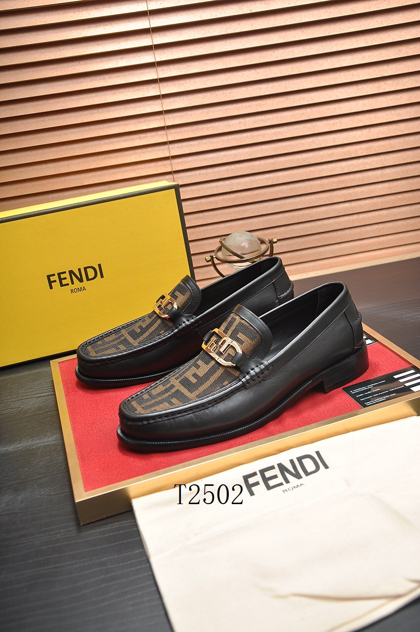 Fendi Dress Shoes 0131
