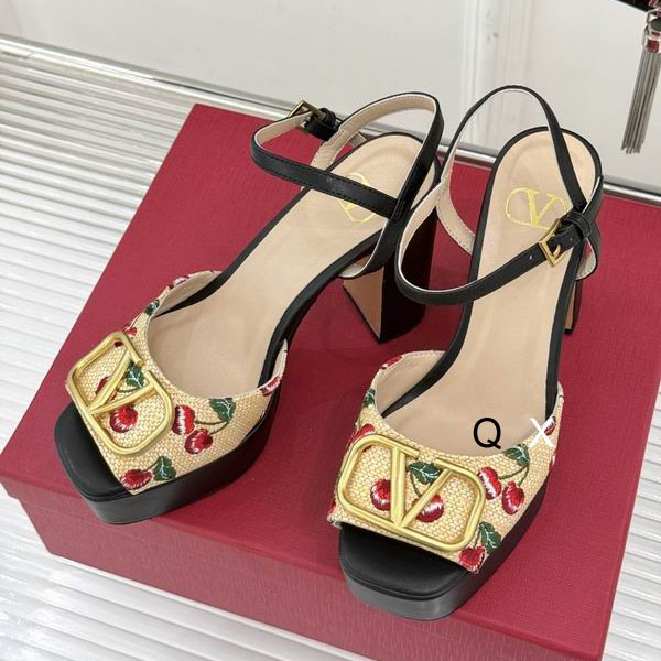 Valentino sz35-40 JX0313