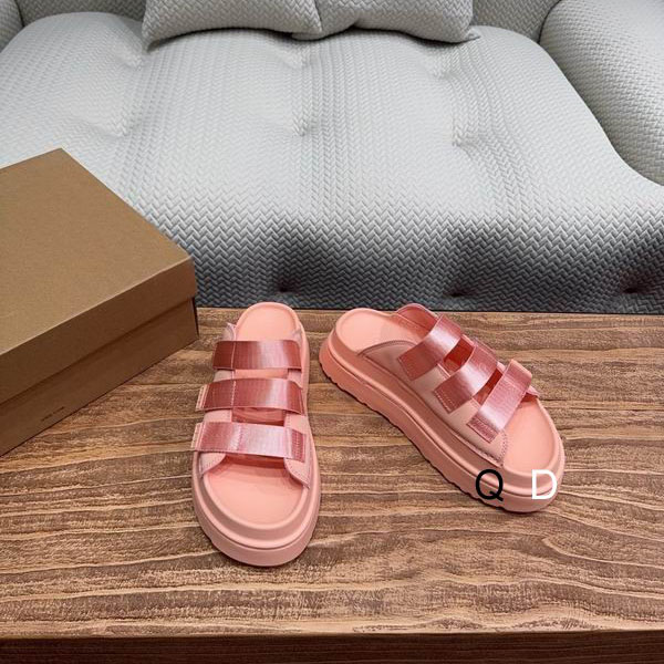 UGG sz35-40 GDT0402