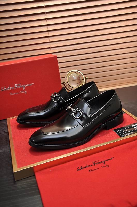 Ferragamo sz38-45 hnh0731