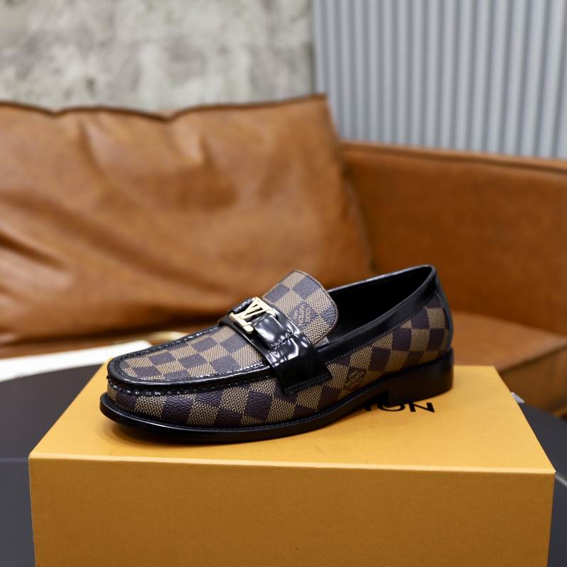 LV sz38-46 hnh0886