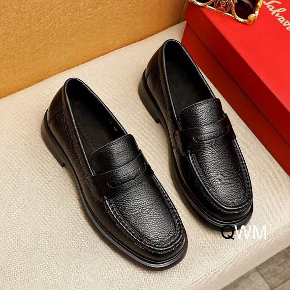 Ferragamo sz38-45 WM1007