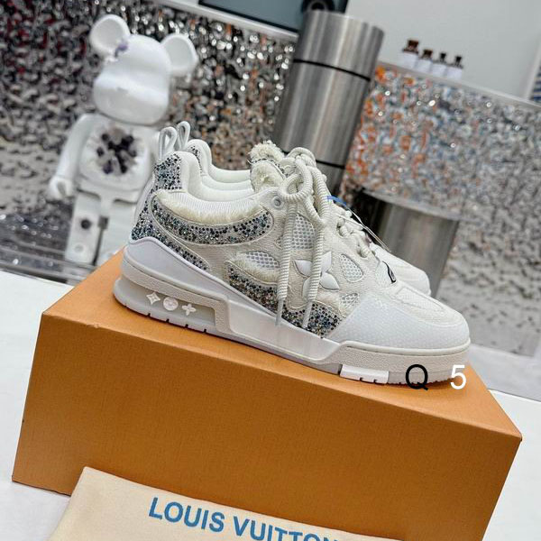 LV sz35-46 BY0143