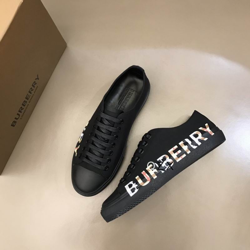 Burberry sz38-45 WM0214