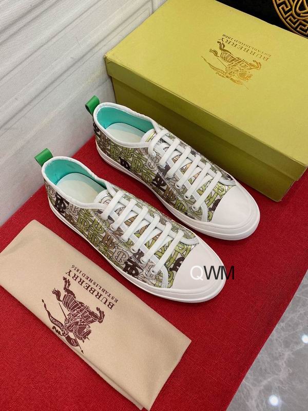 Burberry sz38-44 WM0270