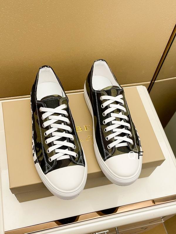 Burberry sz38-44 F276