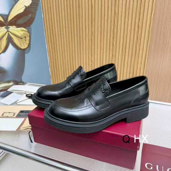 Gucci sz39-45 HX0302