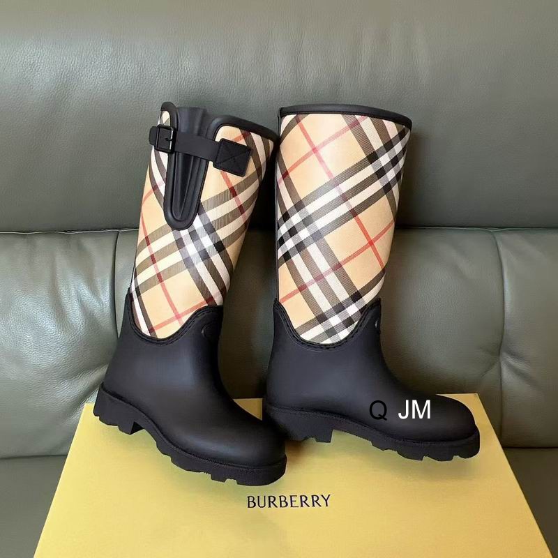 Burberry sz35-40 JM0301