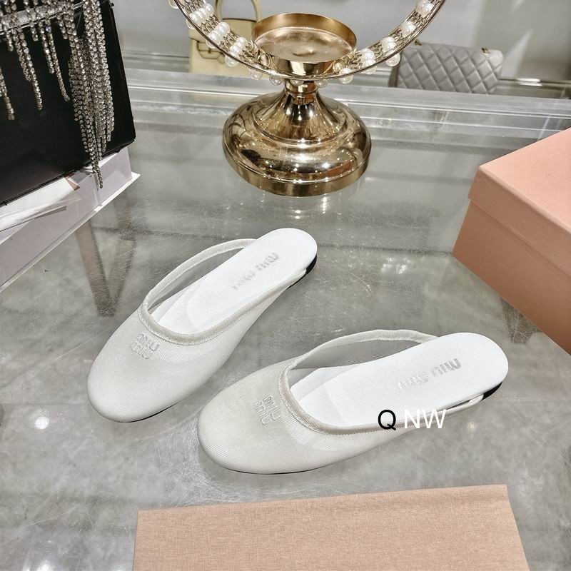 MiuMiu sz35-40 NW0404