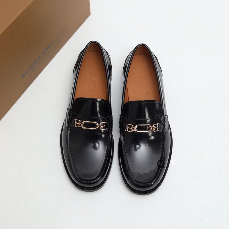 Burberry sz38-45 WM0402
