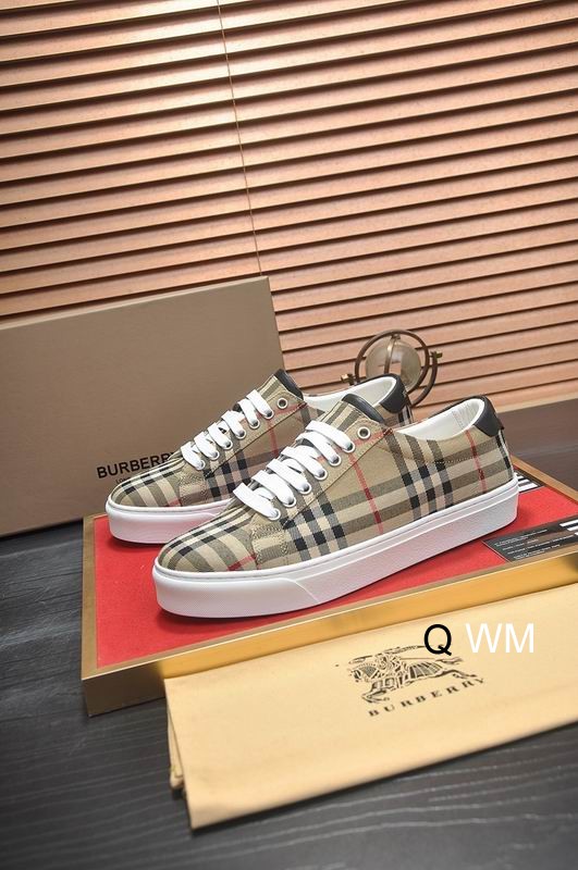 Burberry sz38-45 WM0601