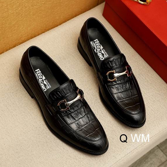 Ferragamo sz38-45 WM0614