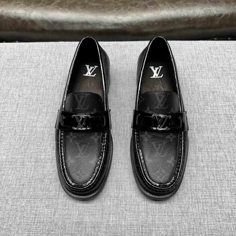 LV sz39-44 hnx0605