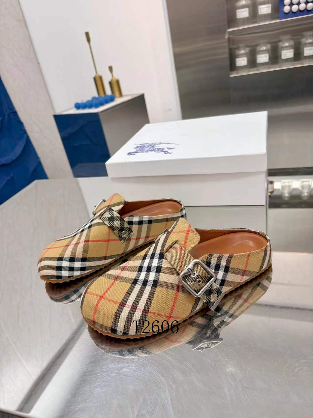 Burberry sz35-41  h0601