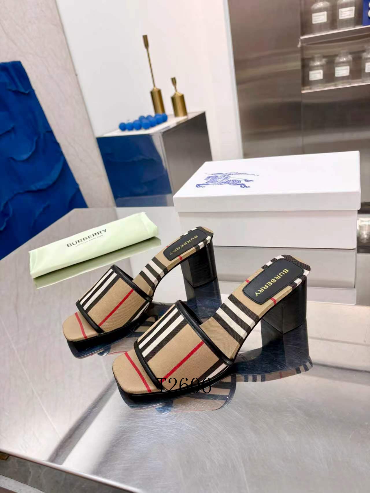 Burberry sz35-41 h0601