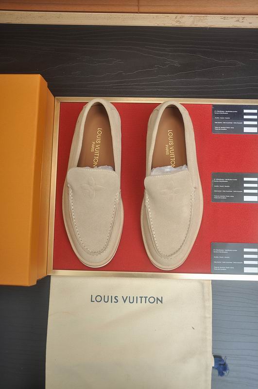 LV sz38-45 hnx0606
