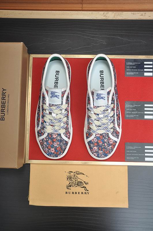 Burberry sz38-44 hnx0626
