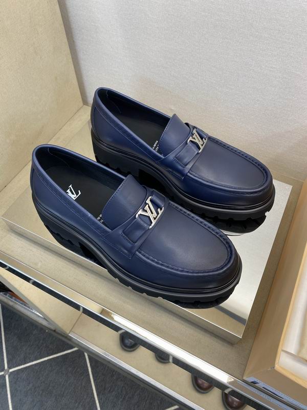 LV sz39-44 hnx0631