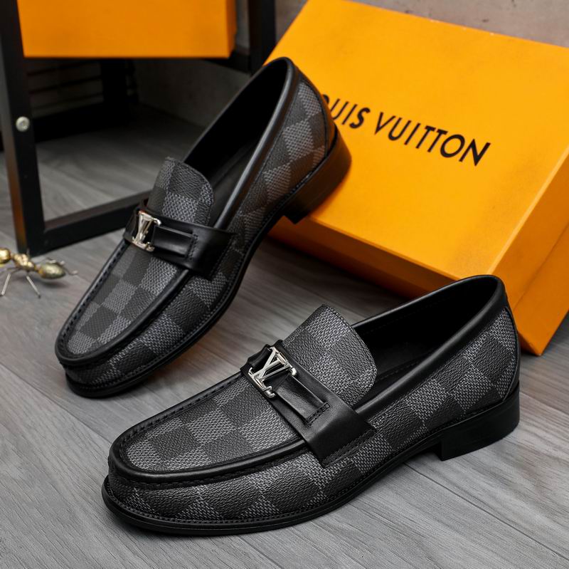 LV sz39-45 hnx0649