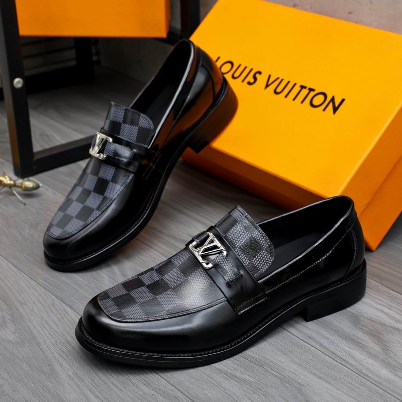 LV sz39-45 hnx0651