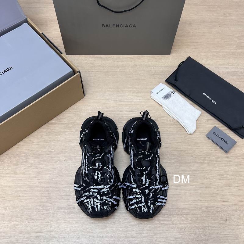 Balenciaga sz35-46 DM0631