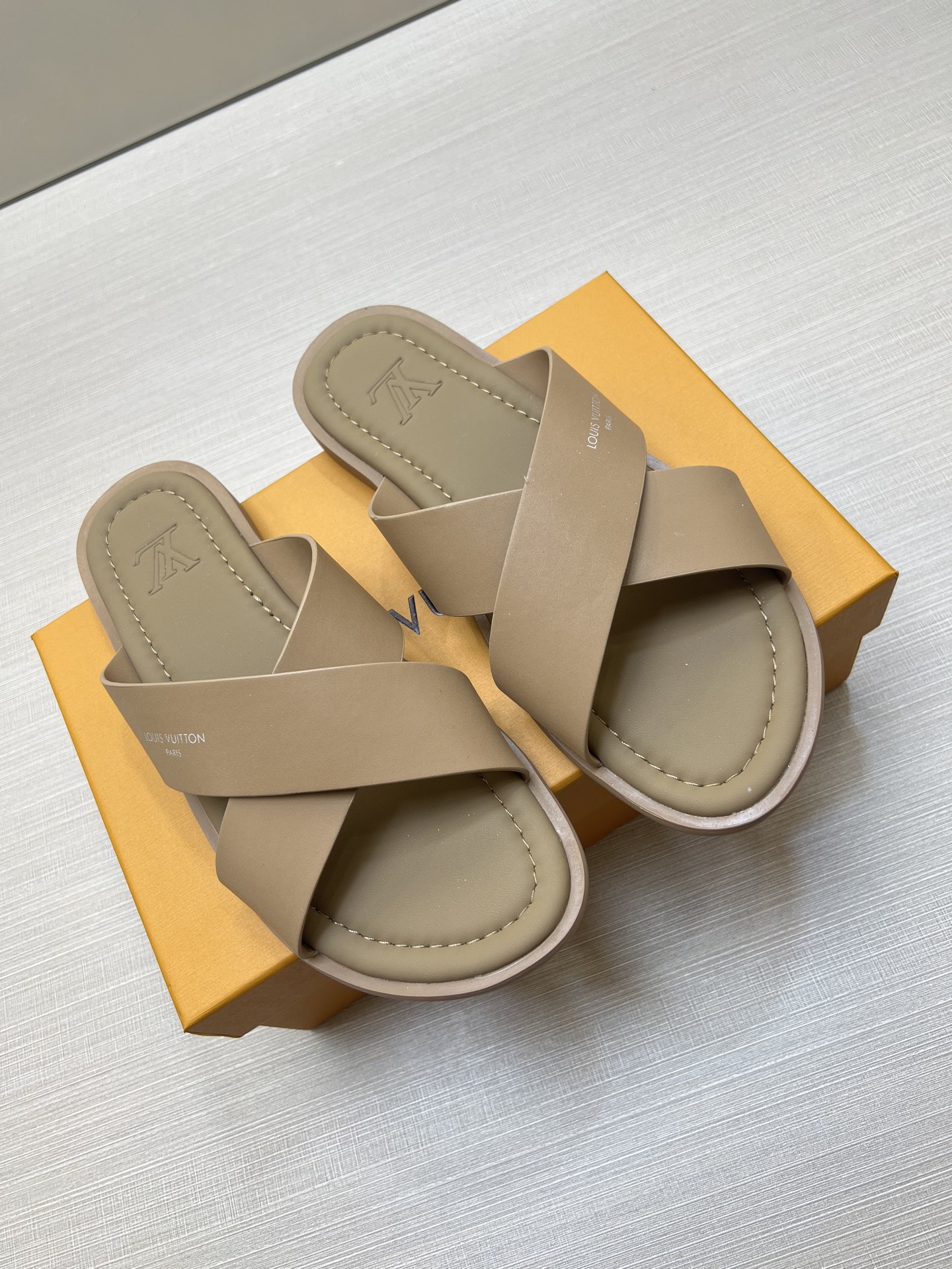 LV sz39-44 mns0701