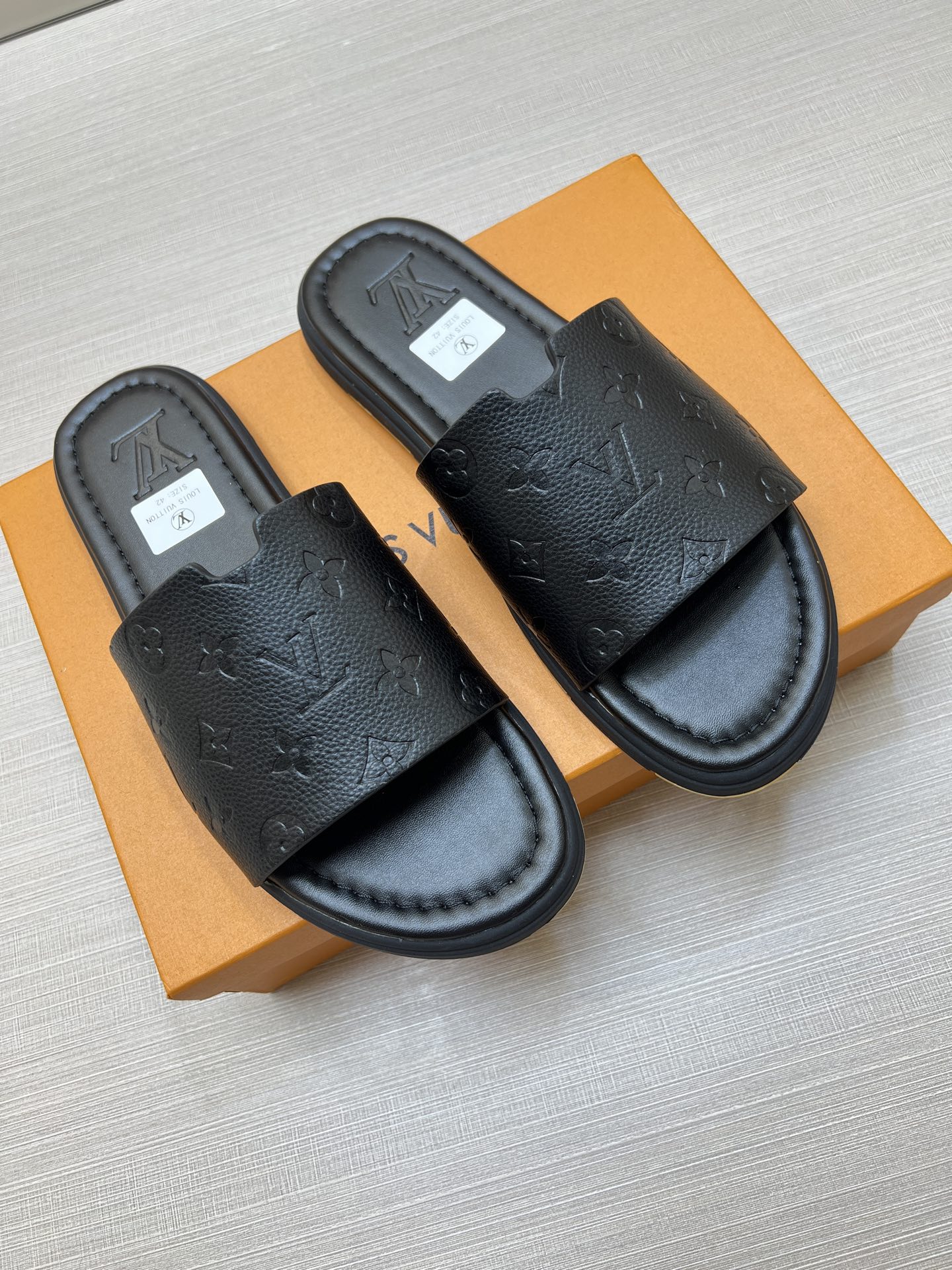 LV sz39-44 mns0703