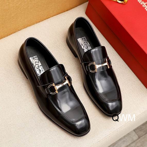 Ferragamo sz38-45 WM0835