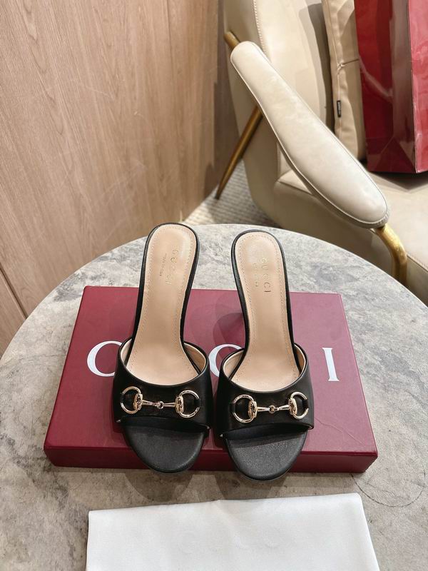 Gucci sz35-42 8.5cm mns0723