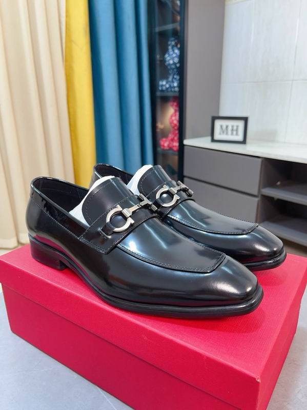 Ferragamo sz38-44 mns0701