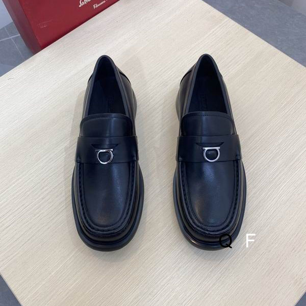 Ferragam sz38-45 TF0839